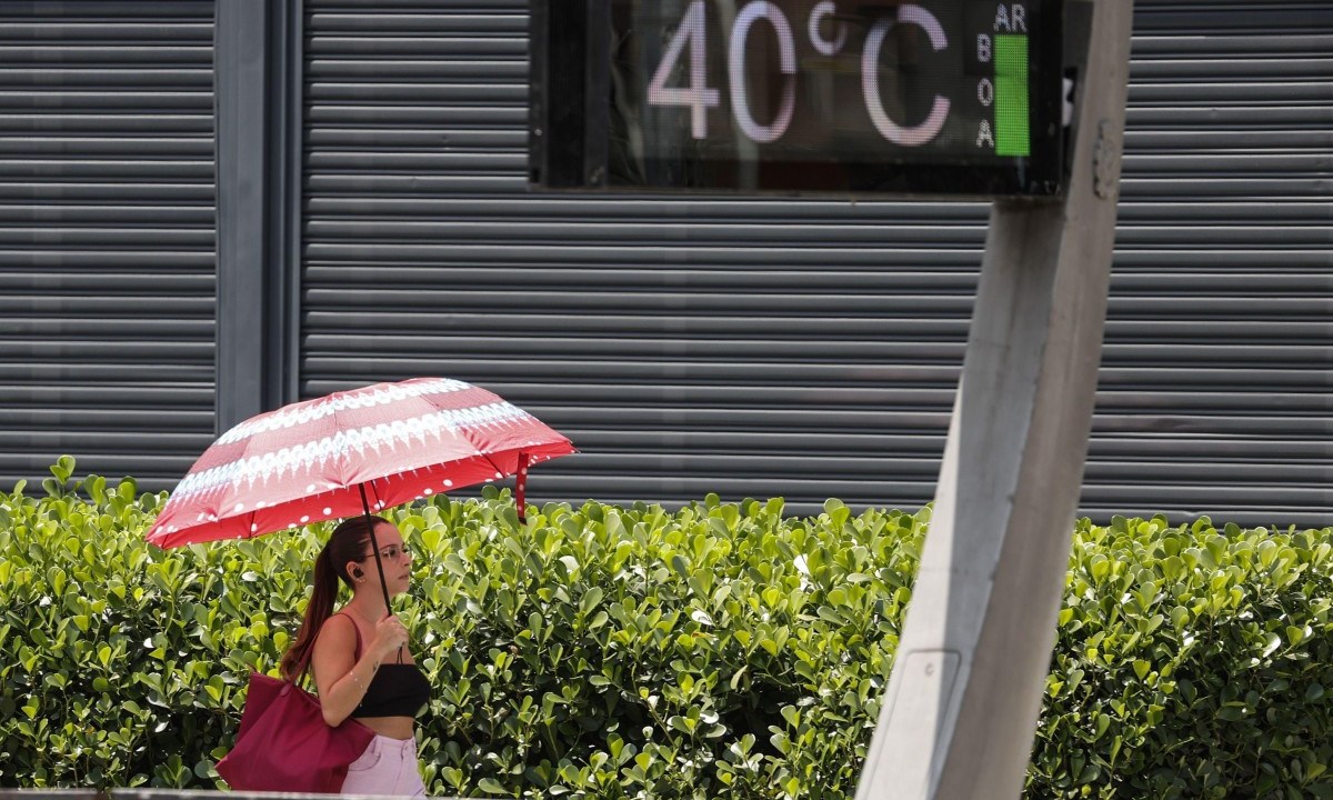 Quando exposto ao calor, primeira reação do organismo é transpiração  -  (crédito: EPA-EFE/REX/Shutterstock)