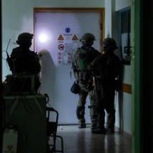 Israel encontra segundo corpo de refém perto de hospital; ONU diz que não pode mais levar ajuda a Gaza - Reuters