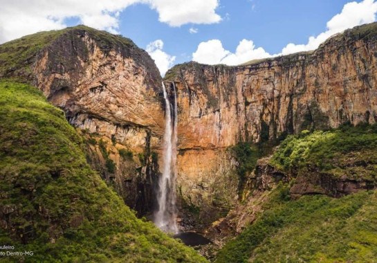 Cachoeira do Tabuleiro segue interditada para visita  -  (crédito: Prefeitura de Conceição do Mato Dentro/Reprodução)