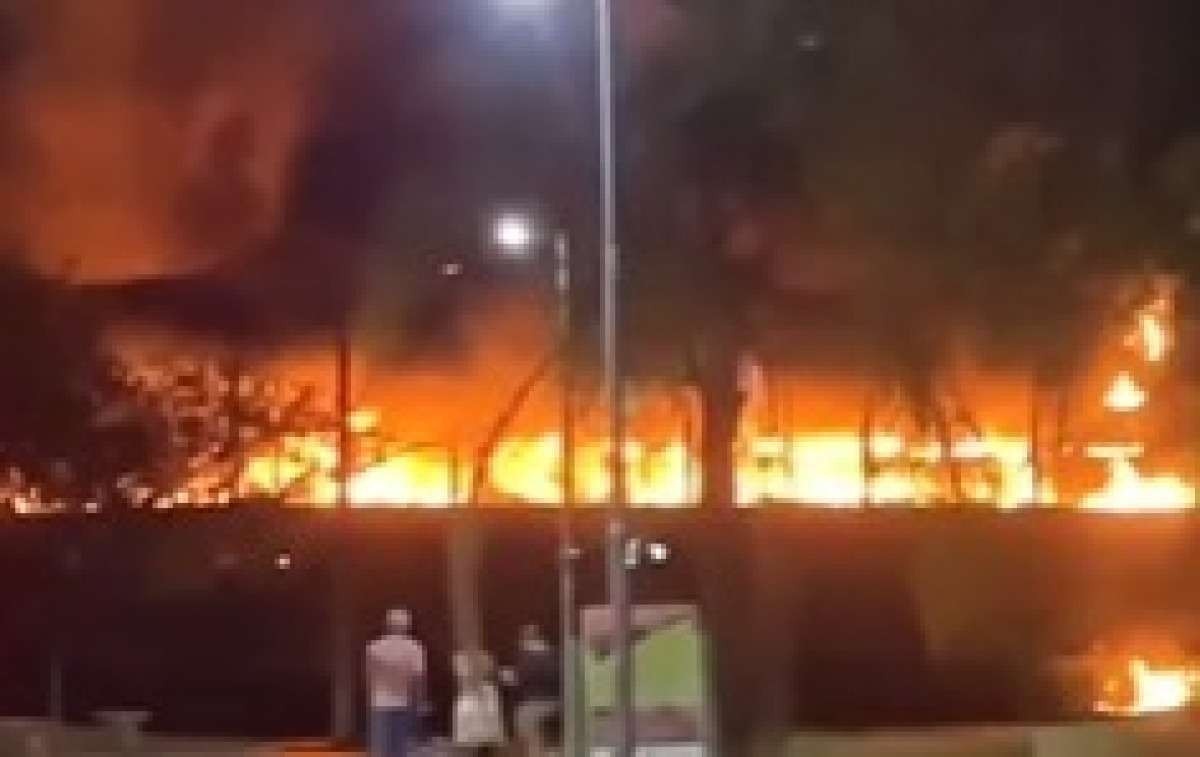 Academia pega fogo em Lagoa Santa
