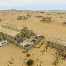 “Cidade fantasma” na Namíbia pode desaparecer; entenda - wikimedia commons SkyPixels