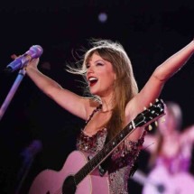 Vídeo mostra Taylor Swift ofegante em show no RJ marcado pelo calor -  Divulgação/Taylor Swift via Instagram