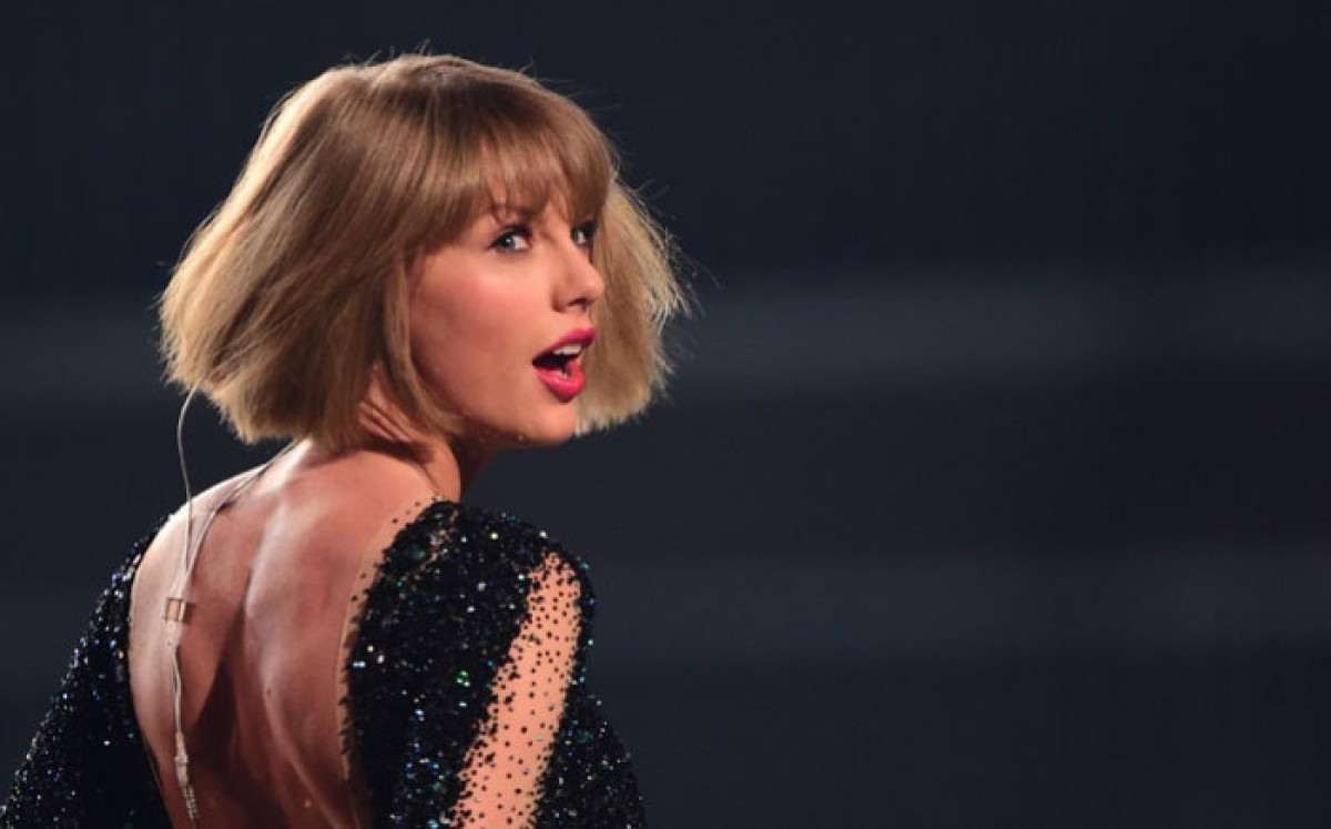 Mulher sofre convulsão no Engenhão após adiamento de show de Taylor Swift