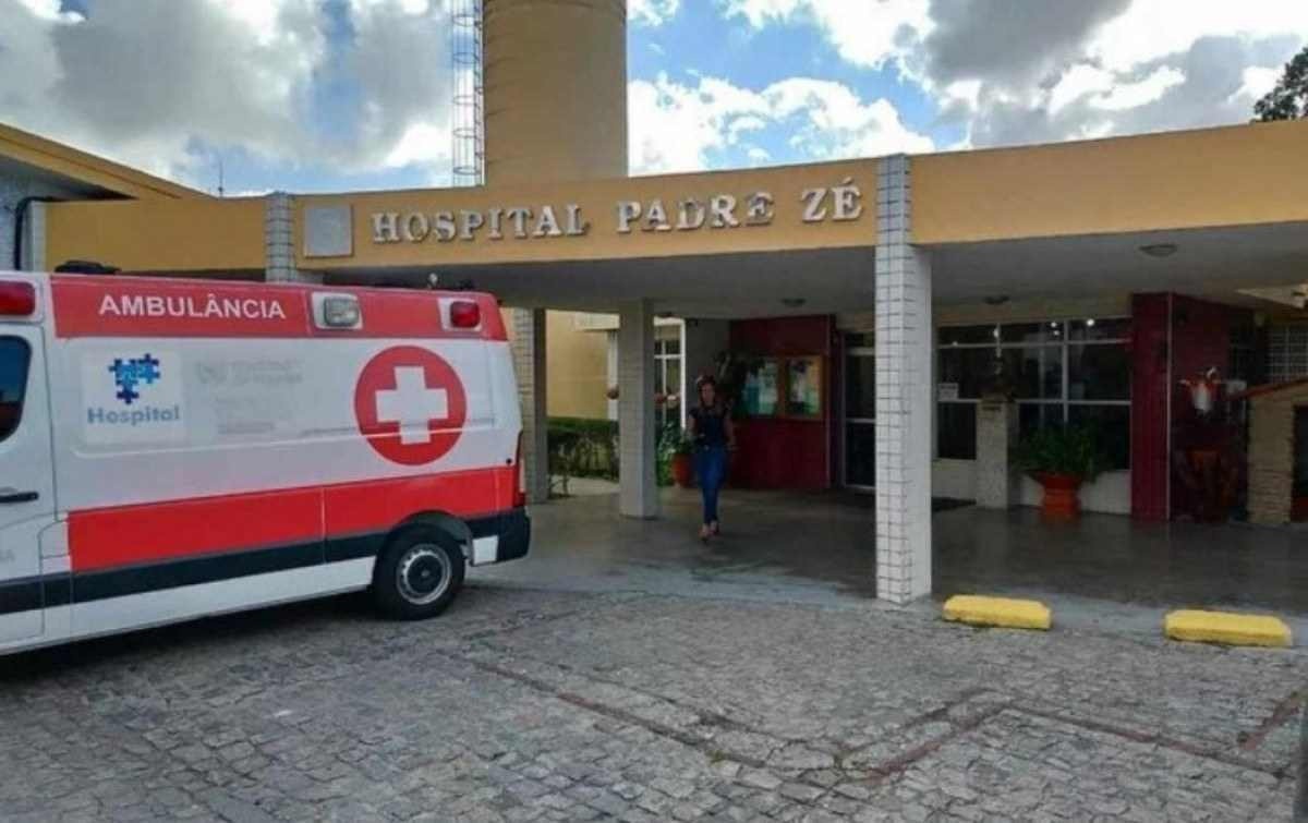 Padre suspeito de desviar R$ 140 milhões de hospital se entrega à polícia