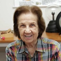 Morre professora Beatriz Alvarenga Álvares, aos 100 anos - UFMG/REPRODU&Ccedil;&Atilde;O