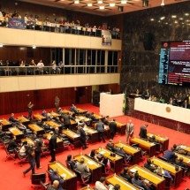 Dívida bilionária de Minas segue em dois caminhos - Jair Amaral/EM/D.A Press