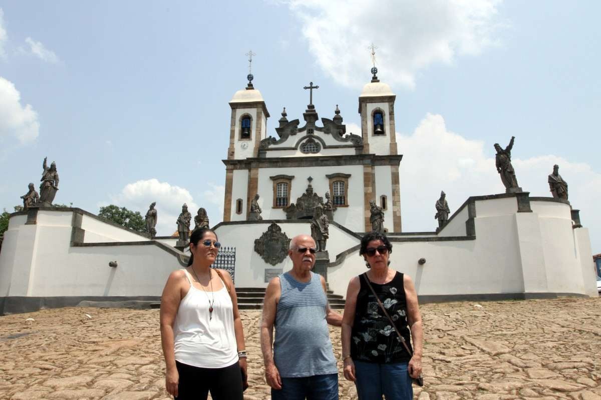 Cerca de 500 mil pessoas visitam Congonhas anualmente, de acordo a prefeitura local.