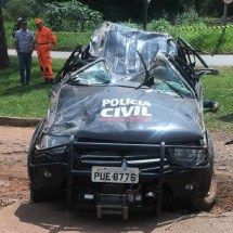 Perito da Polícia Civil morre ao capotar carro - PMRv