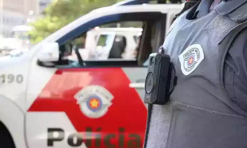 Durante a ação, um policial militar teria sofrido um ferimento no pescoço -  (crédito: Rovena Rosa/Agência Brasil)