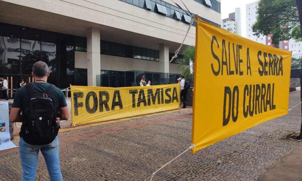 Futuro da Serra do Curral foi tema de audiência pública realizada nesta terça no TJMG -  (crédito: Jair Amaral/EM/D.A.Press)
