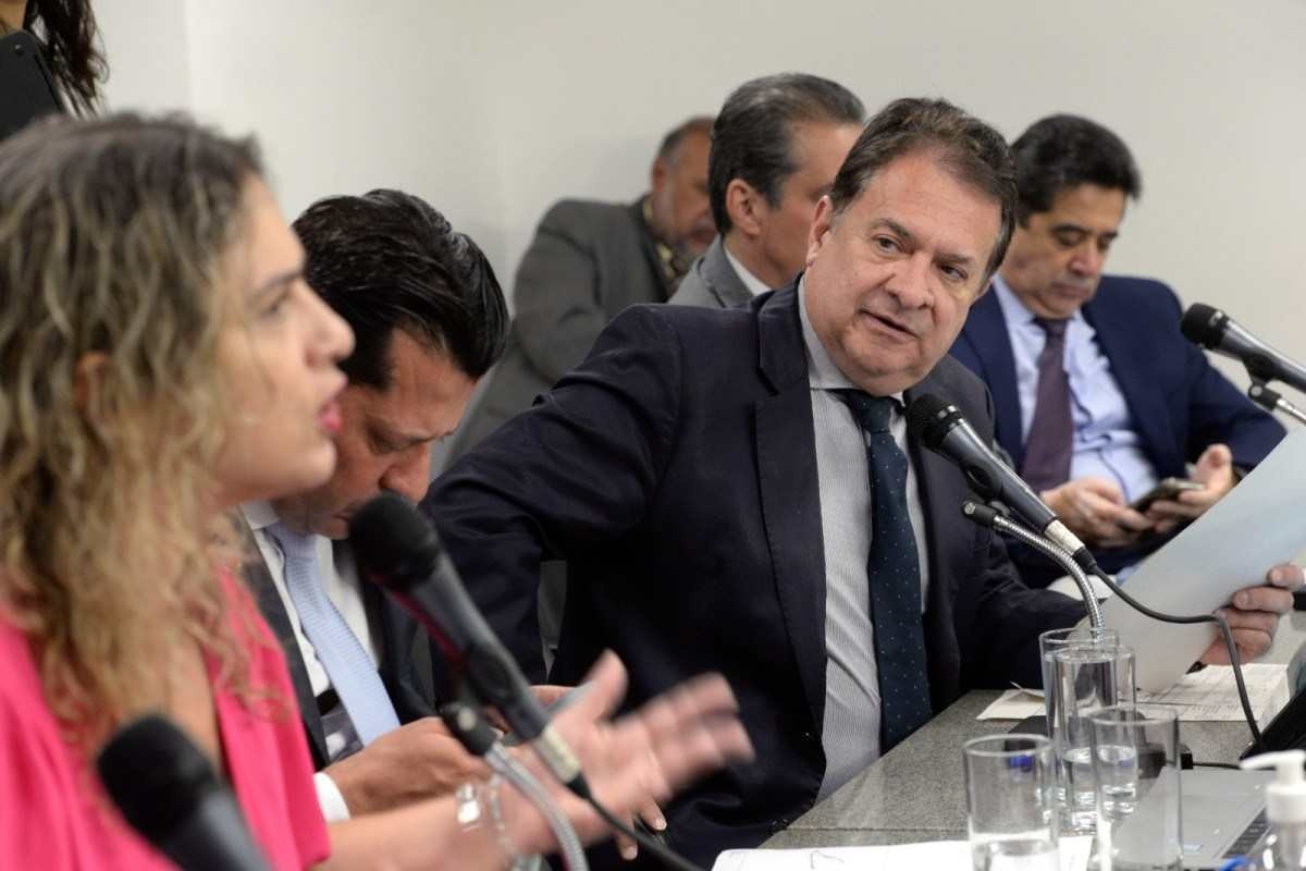 Negociações em Brasília travam pauta do RRF e aperta prazo na Assembleia