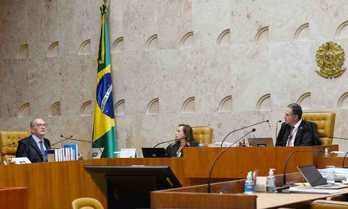 Gilmar Mendes e Luís Roberto Barroso criticaram a aprovação da PEC no Senado -  (crédito: CARLOS MOURA/STF)