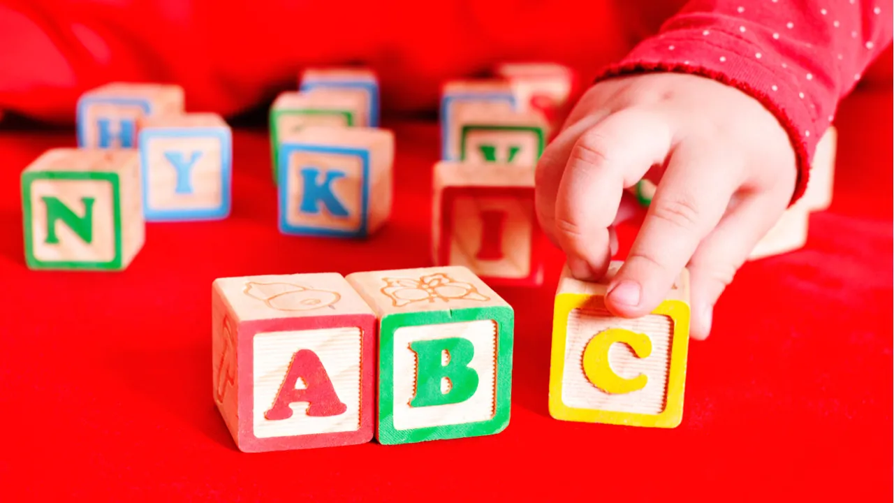 Bebês começam a 'aprender' idioma antes de virem ao mundo - iStock/divulgação