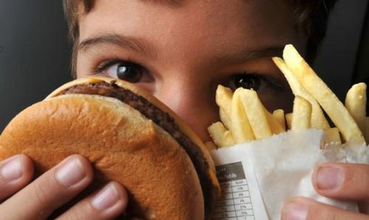 Obesidade entre crianças e adolescentes vira caso de saúde pública