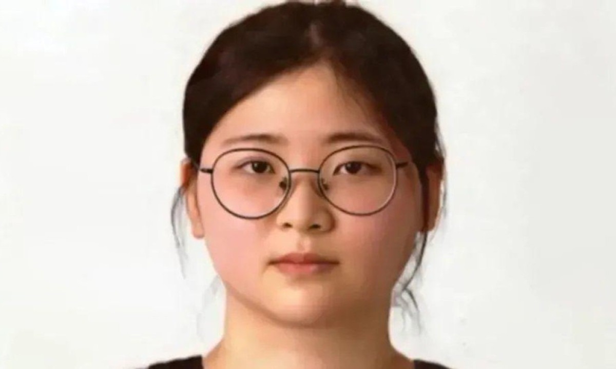 Jung Yoo-jung se passou por estudante para entrar na casa da professora que matou -  (crédito: Polícia de Busan)