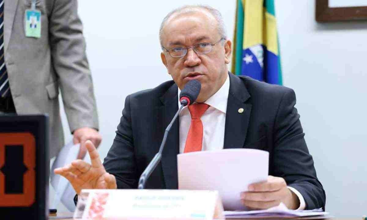 As frentes estão preocupadas com a falta de isonomia tributária e defendem que o texto do relator da matéria, Paulo Guedes (PT-MG), seja aprovado -  (crédito: Vinicius Loures/Câmara dos Deputados – 10/5/23)