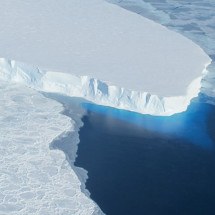 Trilhões de toneladas de gelo derretem na Antártida e aumentam preocupação mundial - NASA ICE - Wikimédia Commons