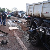 Vídeo mostra momento do acidente que deixou seis pessoas mortas na BR-381 - Leandro Couri/EM/D.A Press