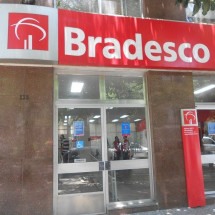 Dinheiro desaparecido preocupa correntistas do Bradesco mais de 30 horas depois - Eduardo P/wikimedia commons