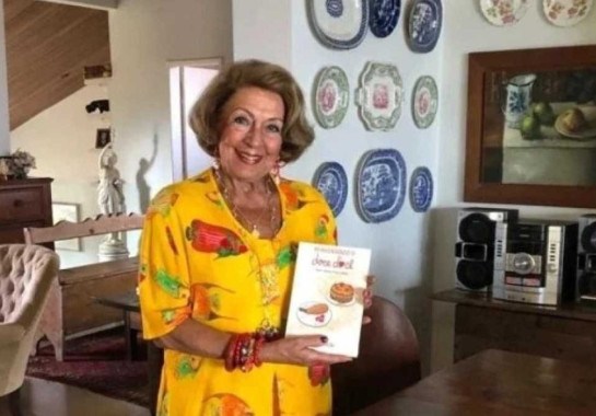 Thereza Cristina ficou conhecida por inventar a coxinha de frango com catupiri -  (crédito: Doce Docê/Divulgalção)