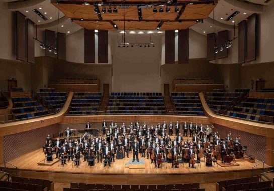 Sob a regência do maestro Fabio Mechetti, Orquestra Filarmônica de Minas Gerais executará 