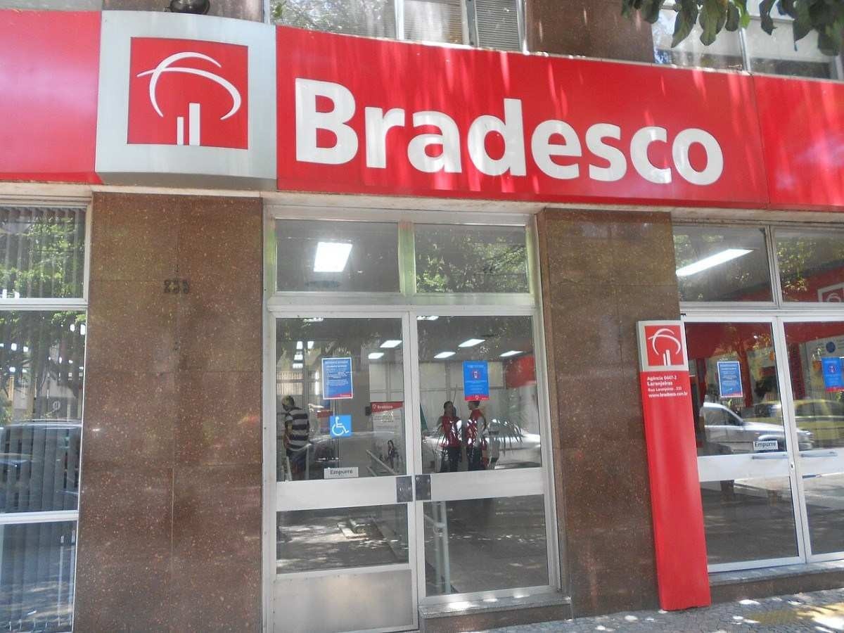 Dinheiro desaparecido preocupa correntistas do Bradesco mais de 30 horas depois
