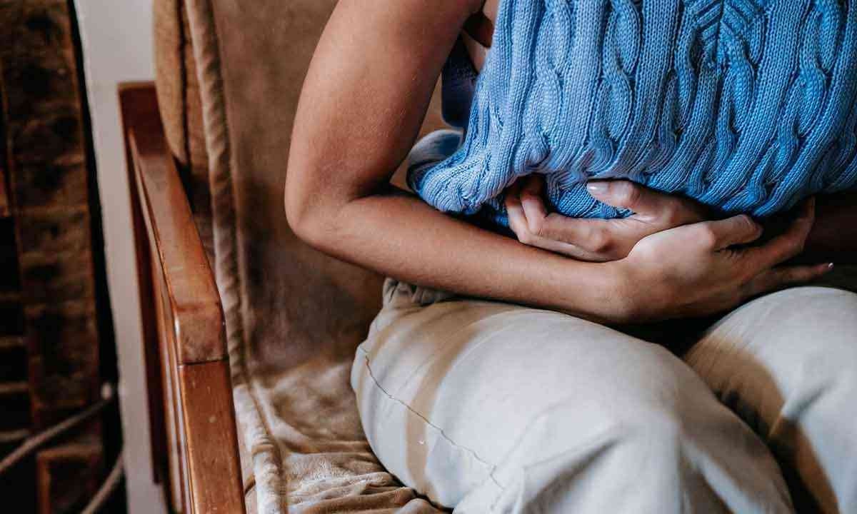 Luta contra a endometriose: conheça 12 mitos e verdades sobre a doença