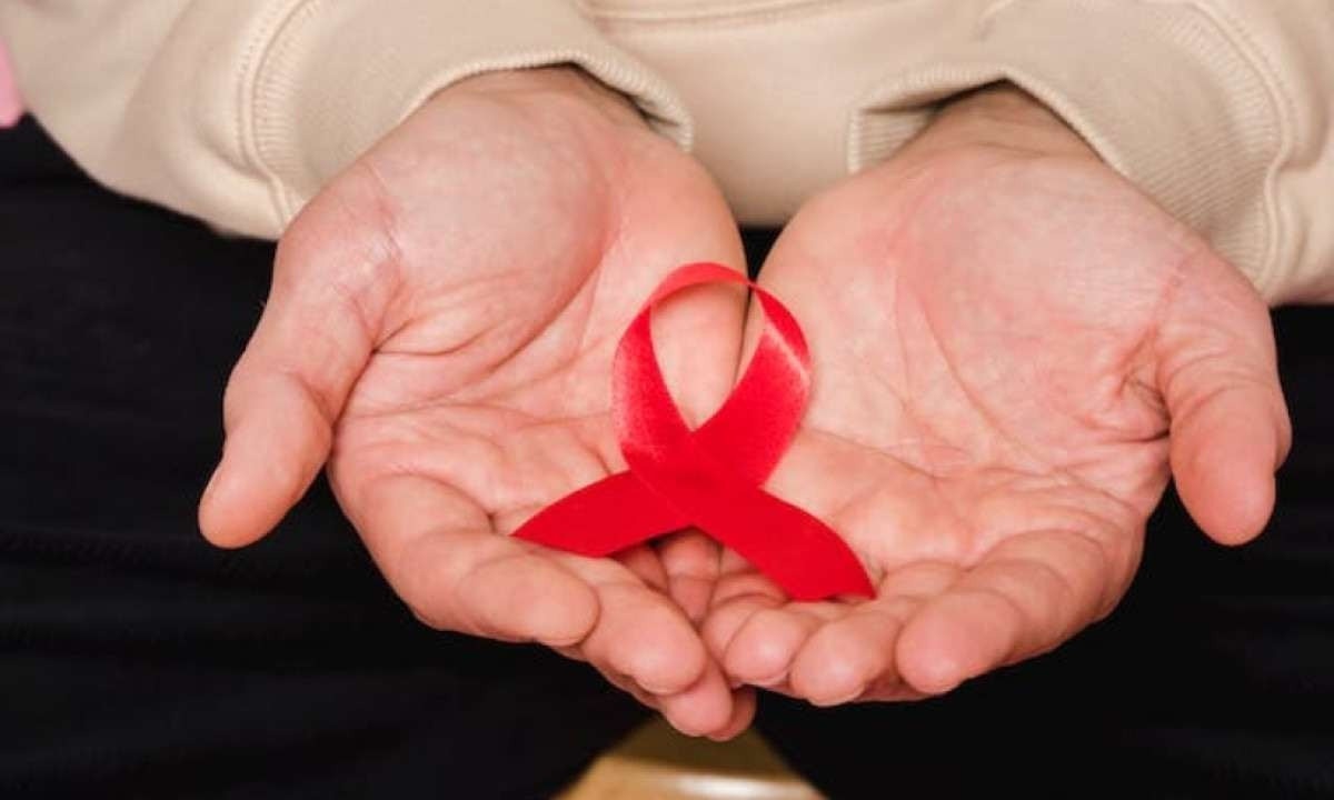 Brasil registra queda no número de infecções por HIV, mas aumenta no índice de outras IST's