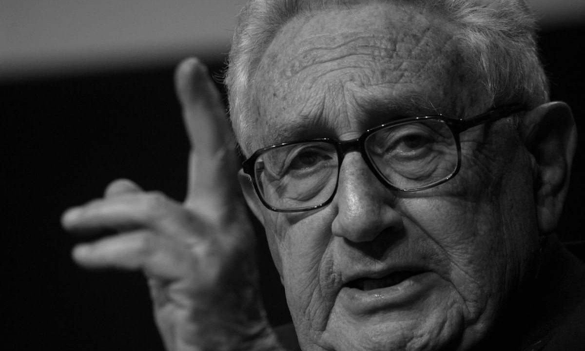 Henry Kissinger morreu nesta quarta-feira (29/11), aos 100 anos, em sua residência, em Connecticut, nos EUA - (crédito: JOEL SAGET / AFP) Henry Kissinger morreu nesta quarta-feira (29/11), aos 100 anos, em sua residência, em Connecticut, nos EUA - (crédito: JOEL SAGET / AFP)
