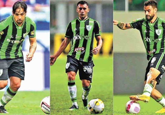 Benítez, Martínez e Mastriani tiveram temporada positiva no Coelho e podem permanecer no Coelho em 2024 -  (crédito: MOURÃO PANDA / Divulgação América)