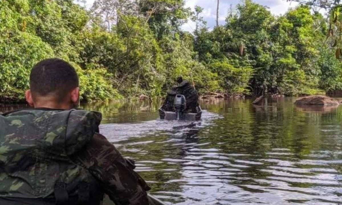 Integrantes do Exército em rio no Pará -  (crédito: Comando Militar do Norte/Reprodução)