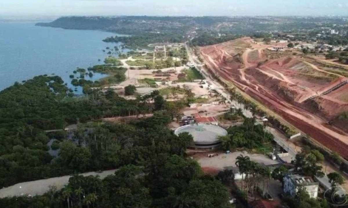 Afundamento de uma mina próximo à lagoa Mundaú, no Mutange, pode abrir uma enorme cratera na superfície  -  (crédito: Reprodução/TV Gazeta)