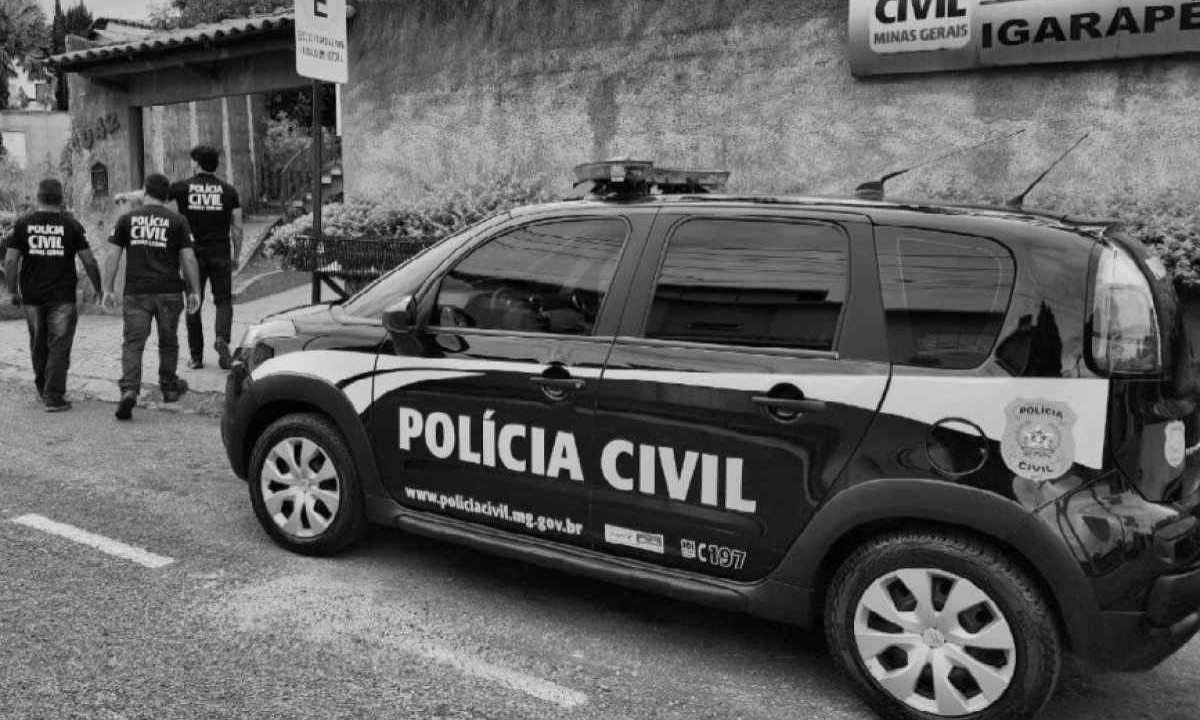 Suspeito foi levado à delegacia da Polícia Civil em Igarapé -  (crédito: PCMG)