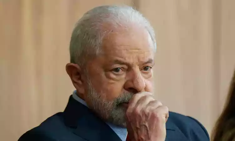 Lula diz que América do Sul 'não precisa de confusão' ao comentar plebiscito na Venezuela - Sergio Lima / AFP