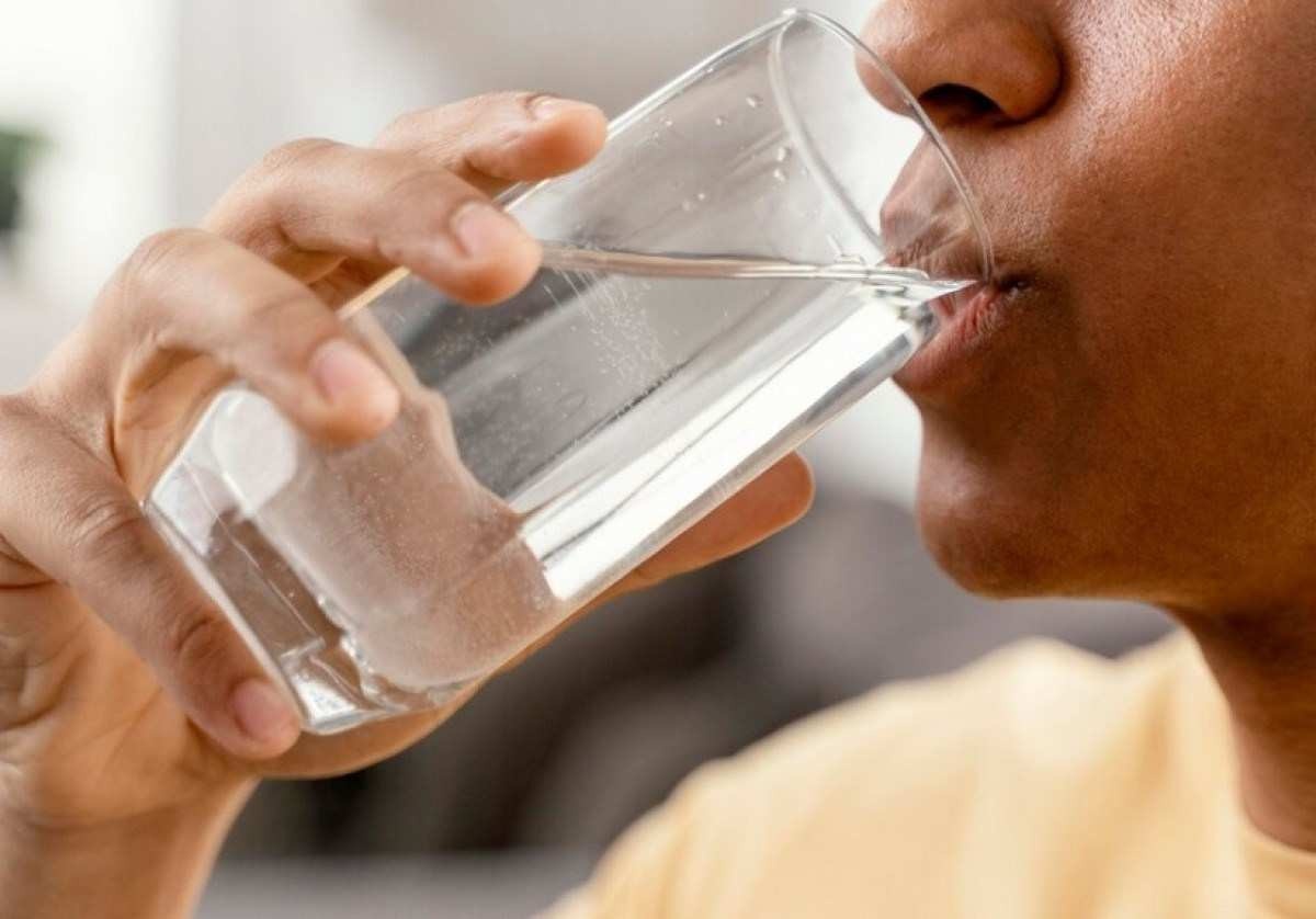 Nutricionista dá dicas para se manter sempre hidratado