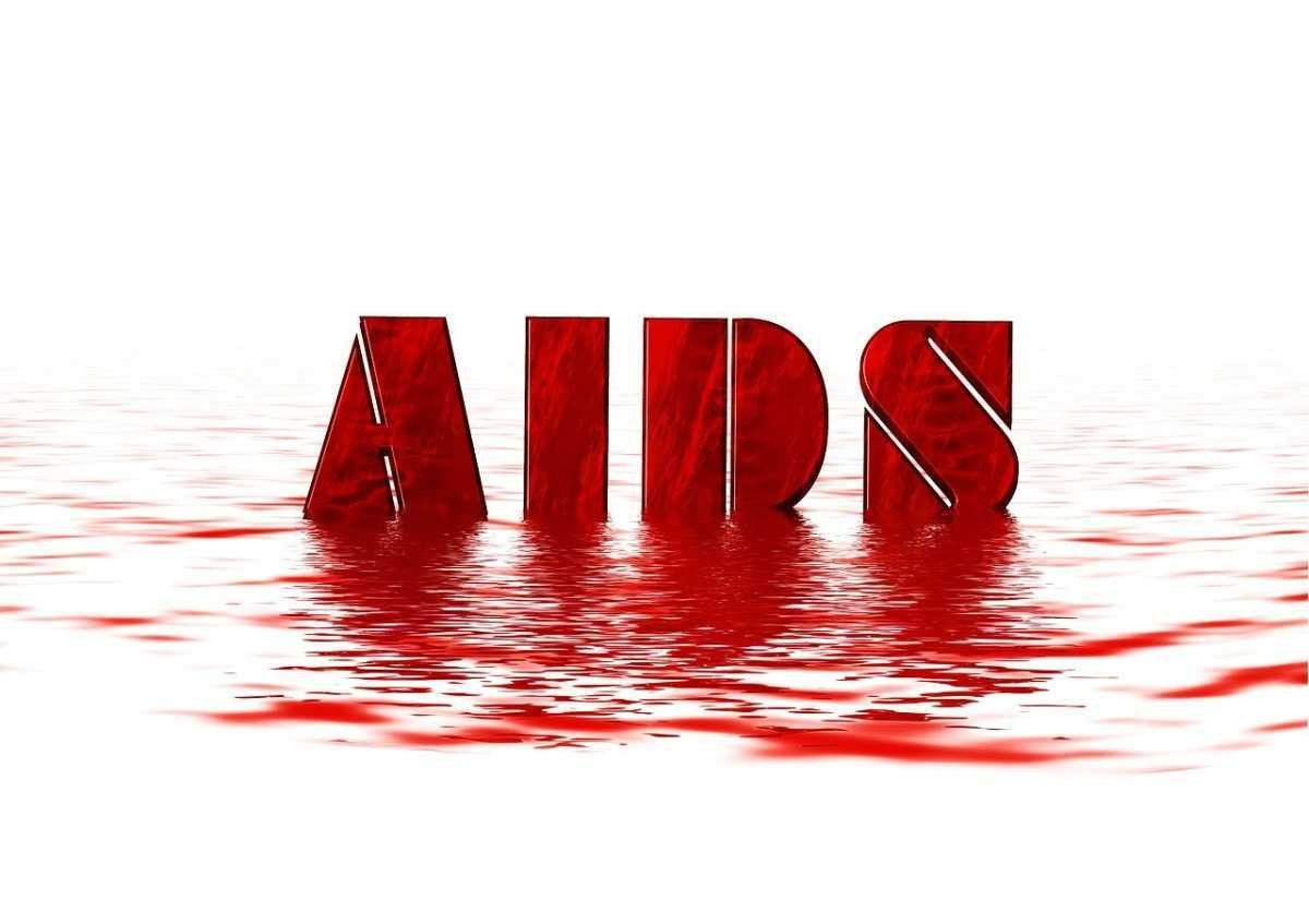 Dezembro Vermelho: como tratar a saúde mental de pessoas com HIV?
