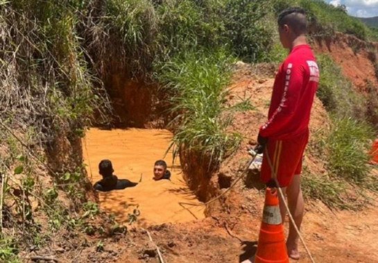 Jovem morre afogado ao tentar resgatar vaca em vala em Zona Rural de Minas Gerais