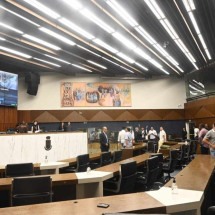 Câmara de BH anuncia concurso público com salários de até R$ 11,7 mil - Leandro Couri