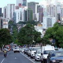 Menos tempo no ônibus e pistas livres: as apostas para a mobilidade em BH - Edésio Ferreira/EM/D.A Press