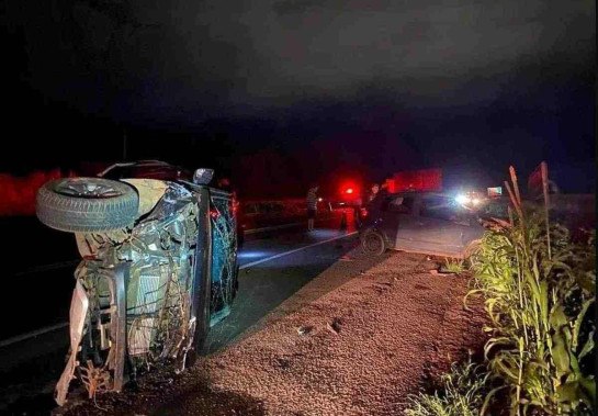 Cantor Zé Neto sofreu um grave acidente de trânsito no interior de SP - (crédito: X/Reprodução) Cantor Zé Neto sofreu um grave acidente de trânsito no interior de SP - (crédito: X/Reprodução)