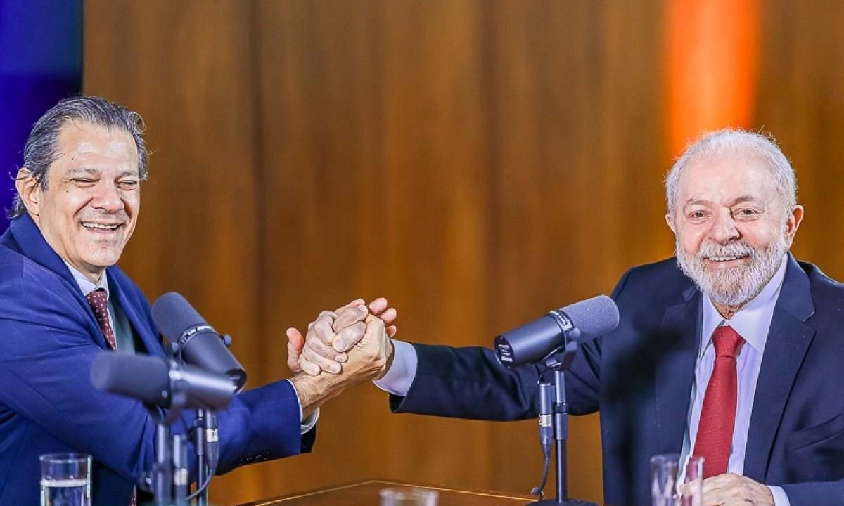 &quot;O Haddad, ele jamais ficar&aacute; enfraquecido enquanto eu for Presidente da Rep&uacute;blica, porque ele &eacute; o meu ministro da Fazenda, escolhido por mim e mantido por mim&quot;, pontuou Lula -  (crédito:  Foto: Ricardo Stuckert / PR)
