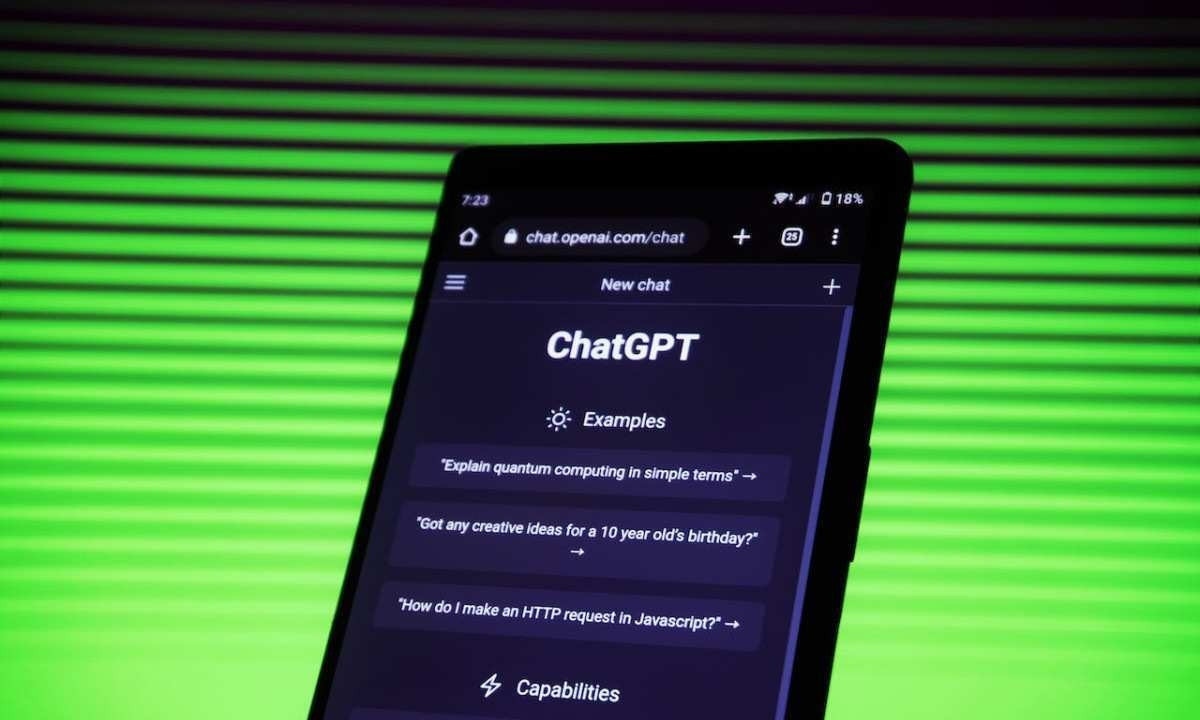 Tela do Chat GPT no celular -  (crédito: Pexels/Mojahid Mottaki)