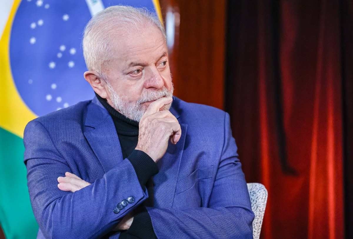 Lula critica volume de advogados e defende cursos para 'desenvolvimento'