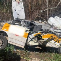 MG: Acidente entre caminhão e van escolar deixa mortos e feridos - CBMMG