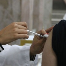 Ministério da Saúde  reforça vacinação contra covid-19  - EBC - Saúde