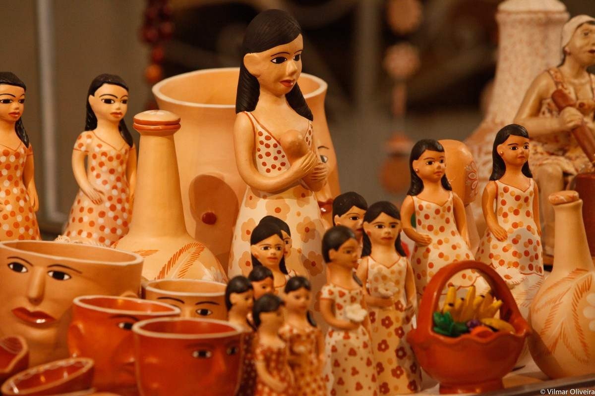O público poderá conferir de perto as famosas bonecas de cerâmica do Vale do Jequitinhonha. Arte genuína feita em Minas