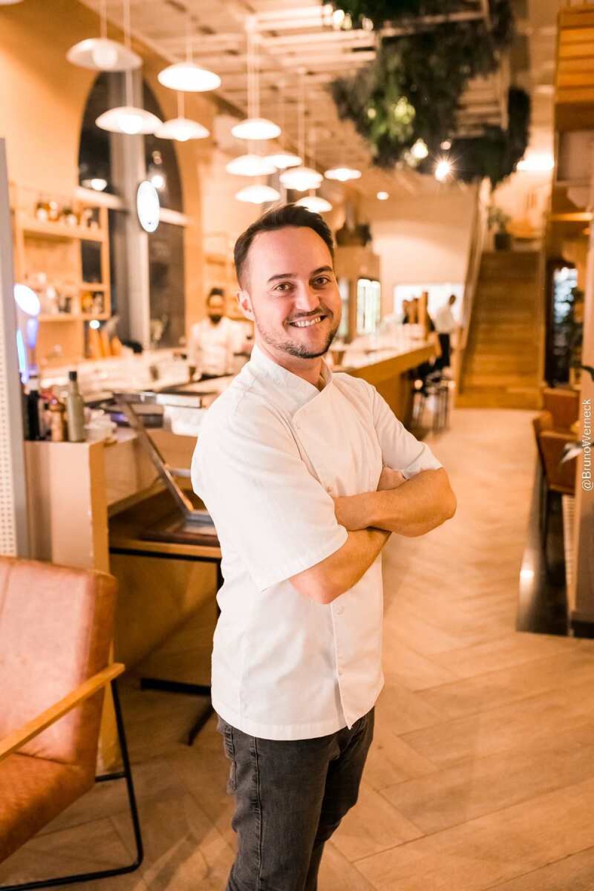 Branco, preto e marrom: o chef Gabriel Trillo usa cores que fazem referência aos seus três restaurantes       