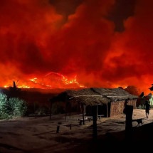 MG: Incêndio atinge vegetação na região da reserva indígena Maxakali - CBMMG/Divulgação 