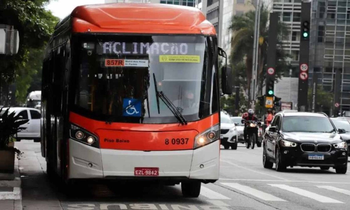 A tarifa zero deverá contemplar 1.175 linhas e uma frota de 4.830 ônibus
 -  (crédito: Ciete Silvério/Governo do Estado de SP/Divulgação )