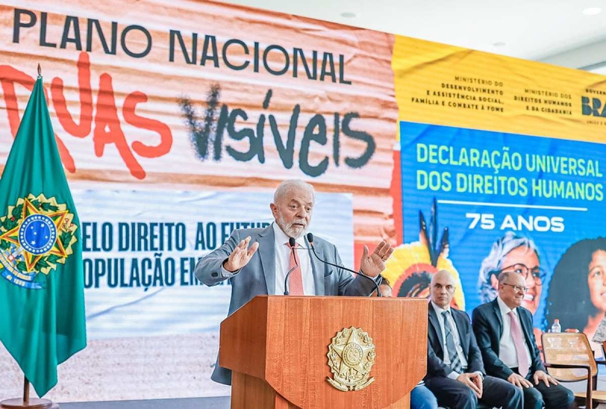 Lula pede desculpas por violações de direitos fundamentais no Brasil